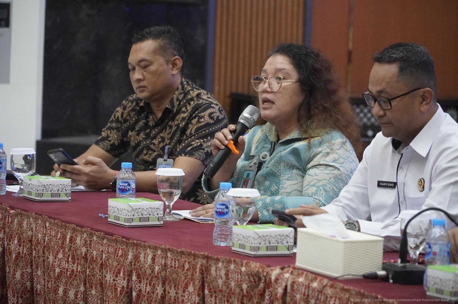 9 Media Gathering Kemenkum Kalbar