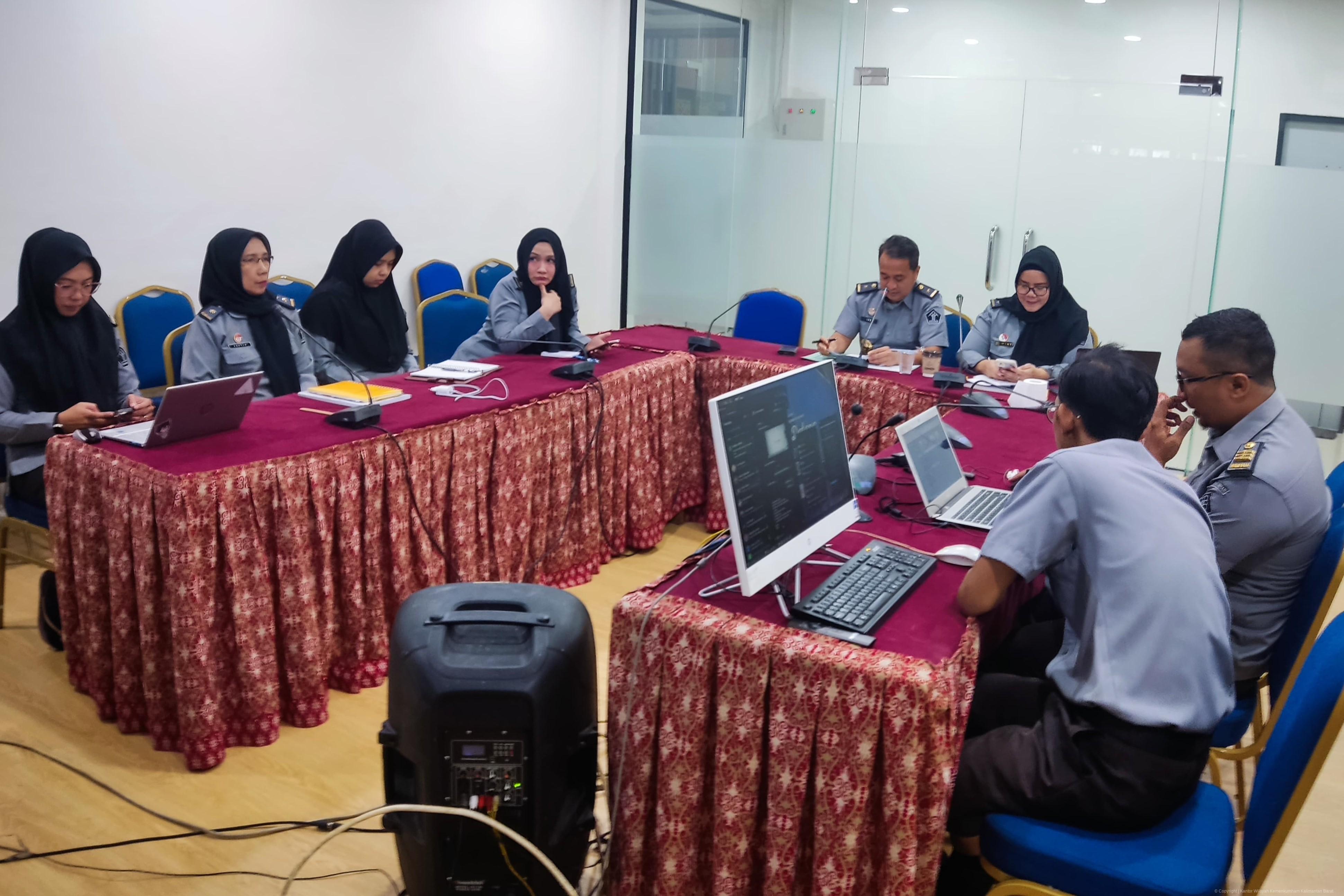 4 Sosialisasi SIdminbakum