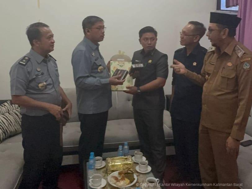 Gambar WhatsApp 2025 05 08 pukul 01.23.05