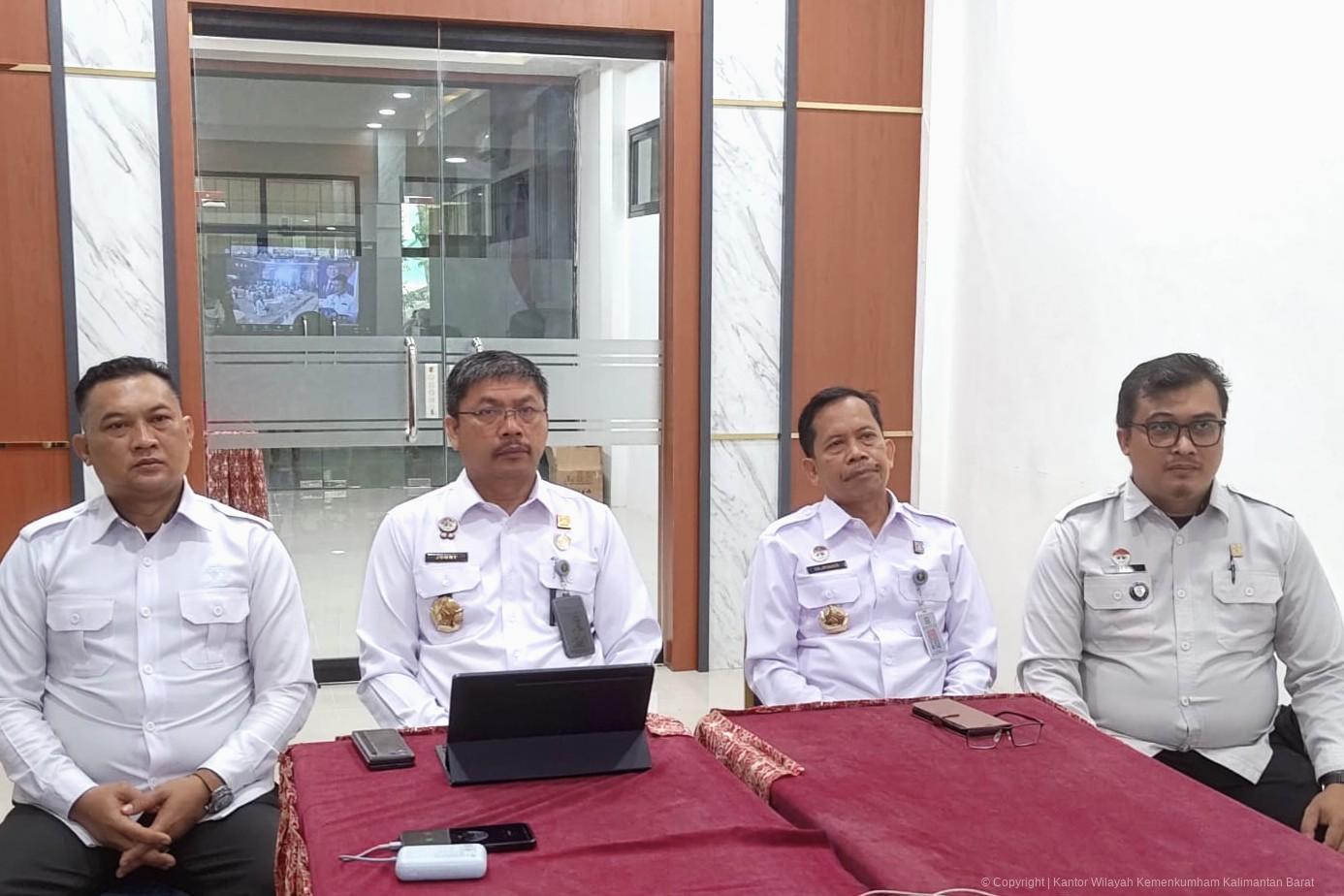 3 Penandatangan Nota Kesepahaman Bersama