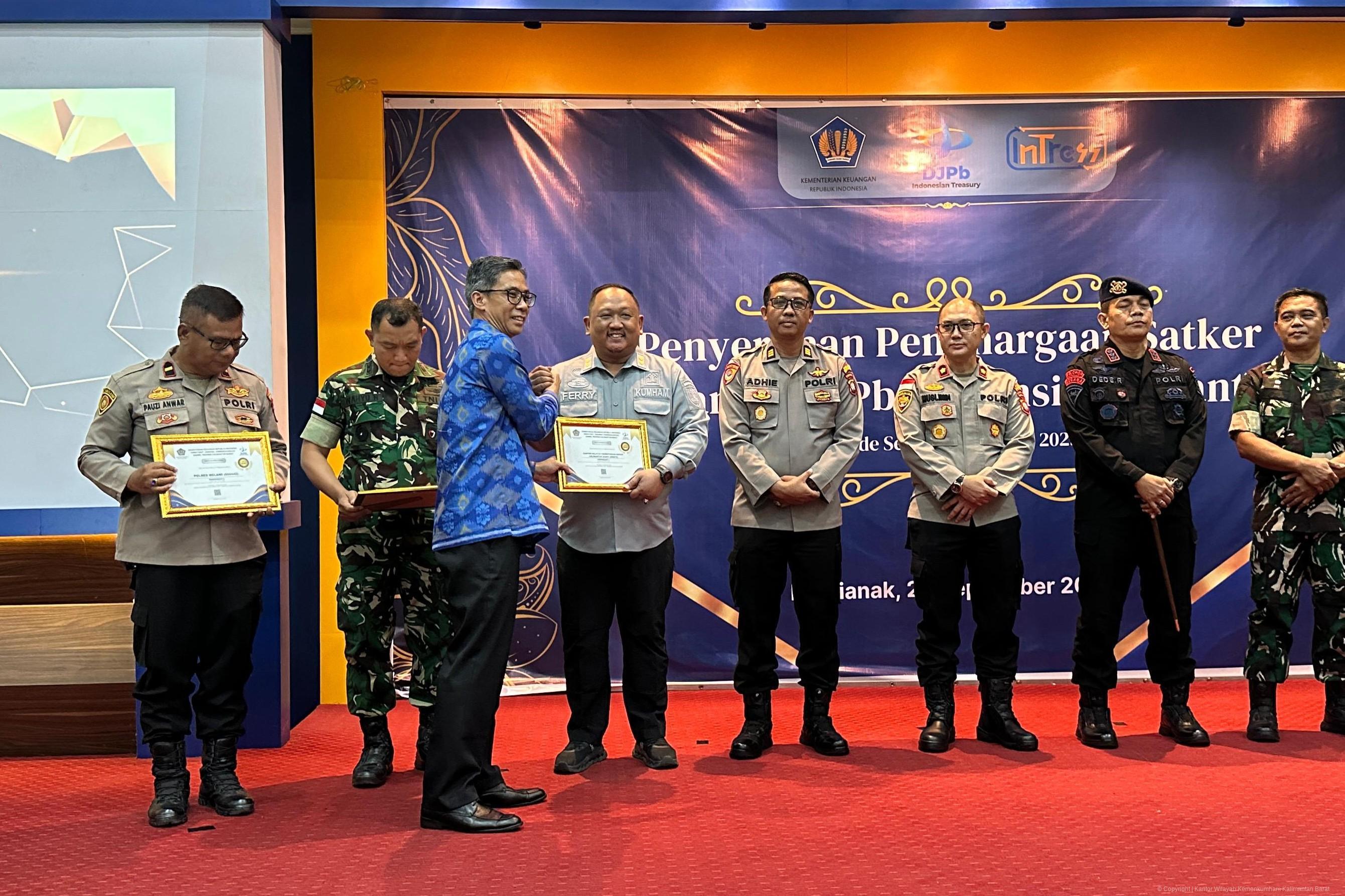 1 IKPA 100 Kemenkum Kallbar