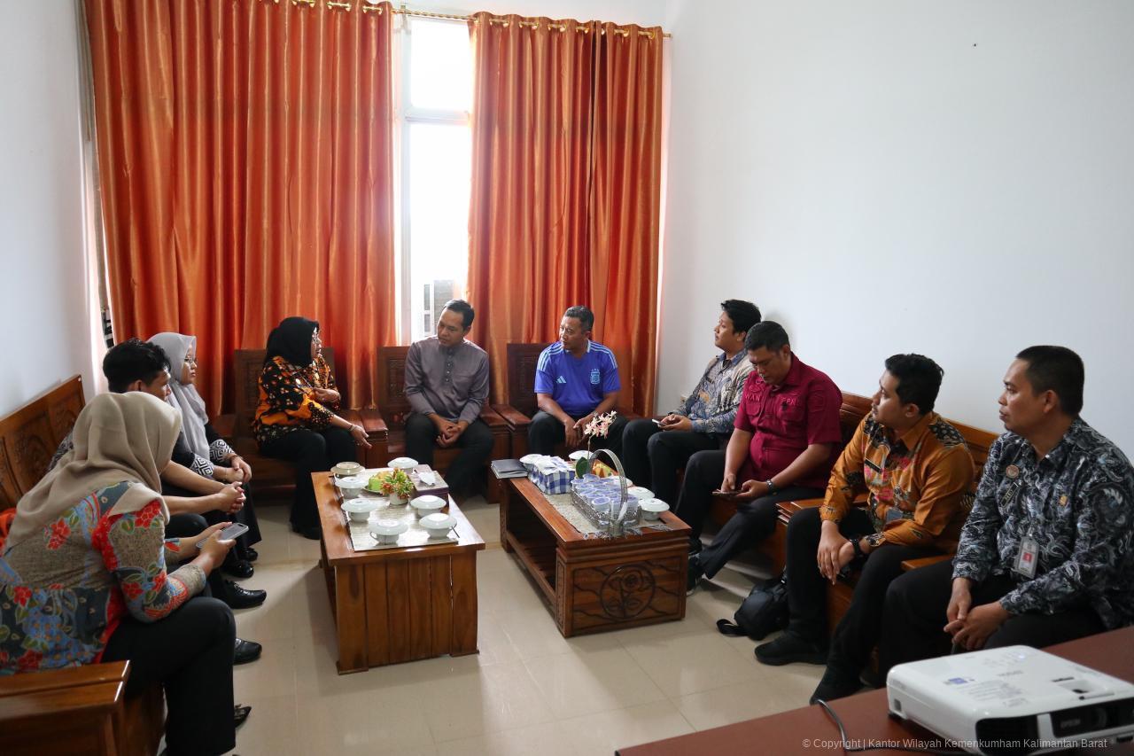 WhatsApp Image 2025 11 28 at 18.48.35