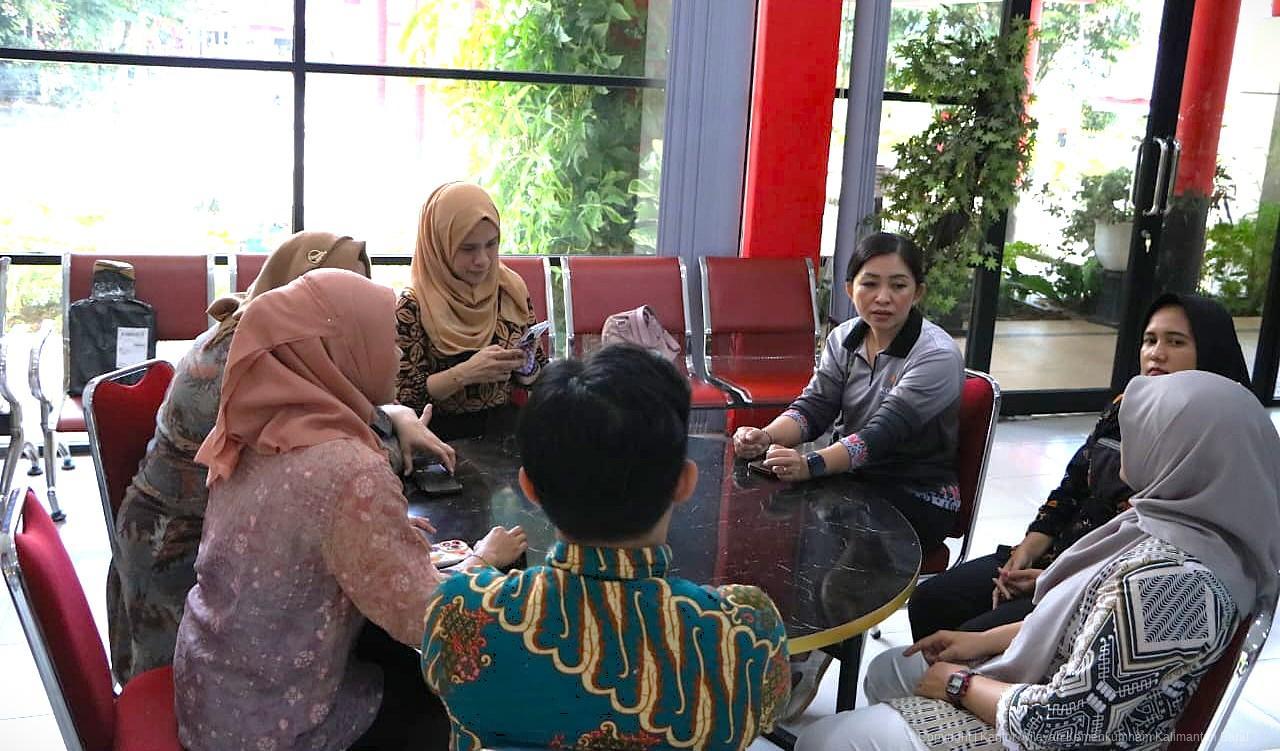 Kanwil Kemenkum Kalbar Sosialisasikan dan Evaluasi Pengharmonisasian Raperda DPRD Kabupaten Sanggau