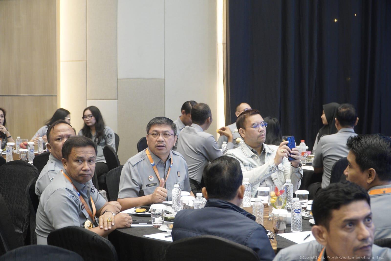 WhatsApp Image 2025 12 15 at 16.22.45